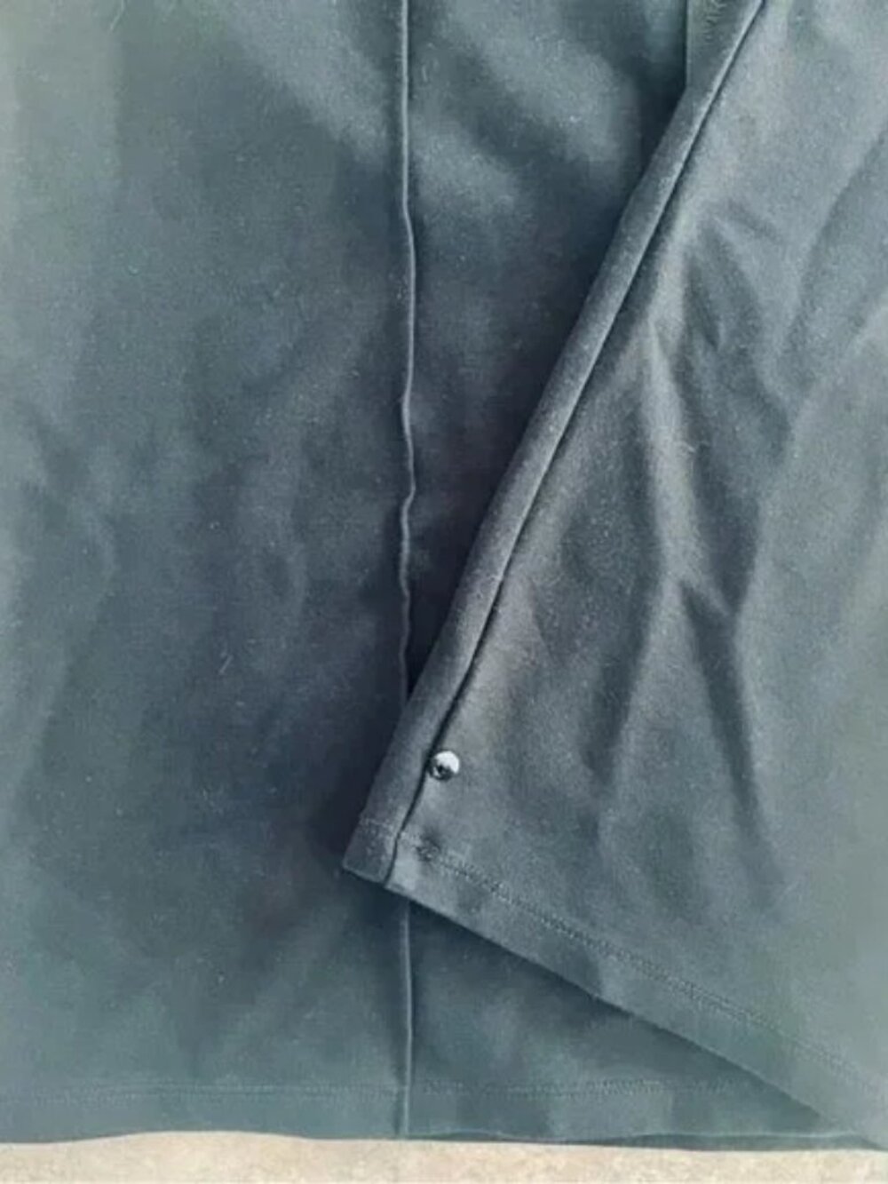 Scotch & Soda Minimalist Mini Skirt With Pockets - Picture 6 of 11